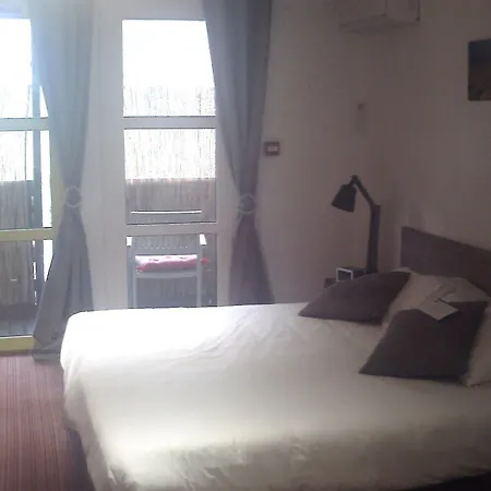 Boutique La Baignoire 4*