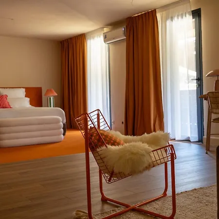Boutique La Baignoire Отель Лакано