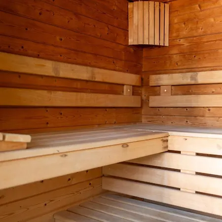 Boutique La Baignoire Отель