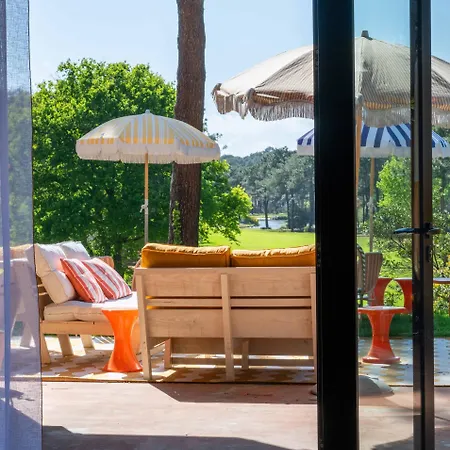 Boutique La Baignoire Hotel 4*