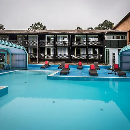 Boutique La Baignoire Hotel